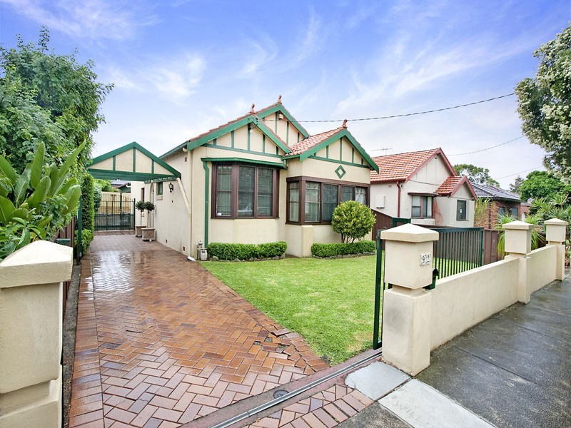 92 Harcourt Parade, Rosebery NSW 2018