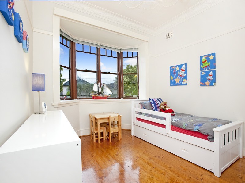 92 Harcourt Parade, Rosebery NSW 2018