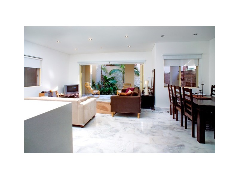 2/134  Brook St, Coogee NSW 2034