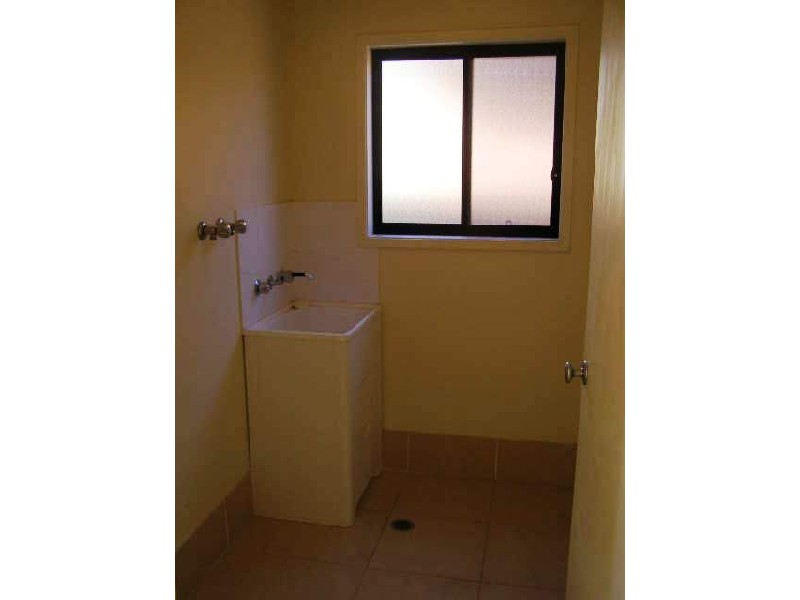 8a  Brisbane Street, Chifley NSW 2036