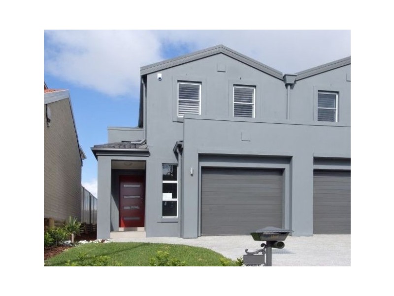 8 Mitchell Street, Chifley NSW 2036
