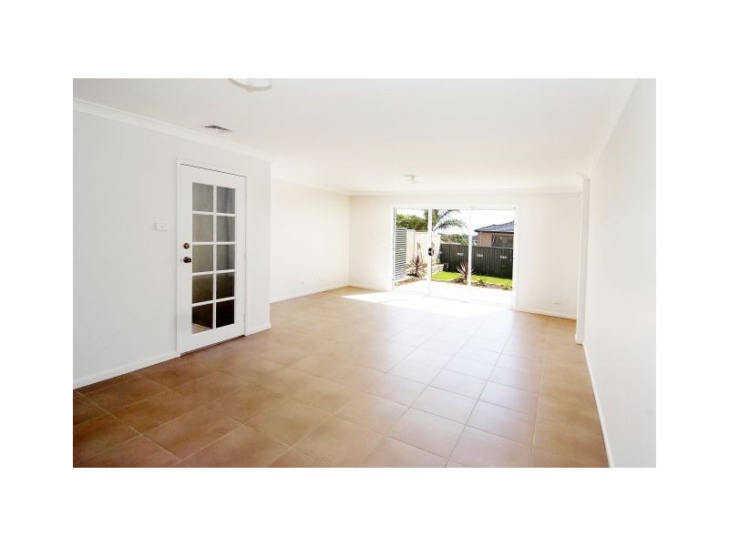 8 Mitchell Street, Chifley NSW 2036