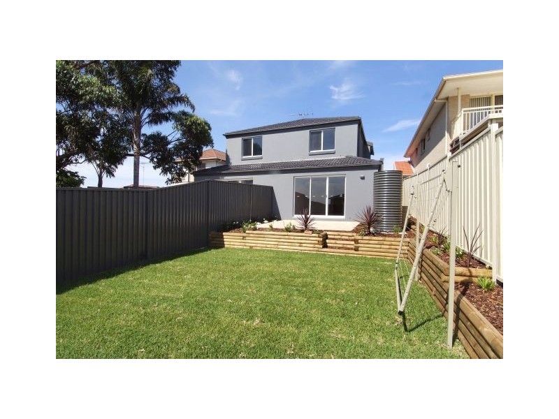 8 Mitchell Street, Chifley NSW 2036