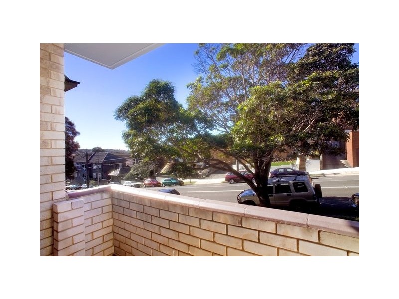 2/104 Mount St, Coogee NSW 2034