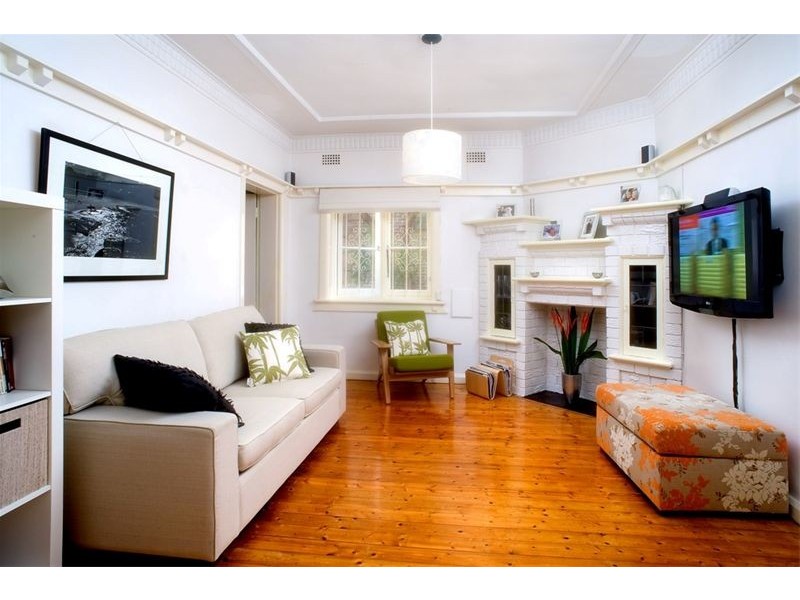1/127  CARRINGTON RD, Coogee NSW 2034