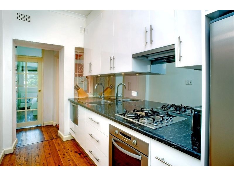 1/127  CARRINGTON RD, Coogee NSW 2034
