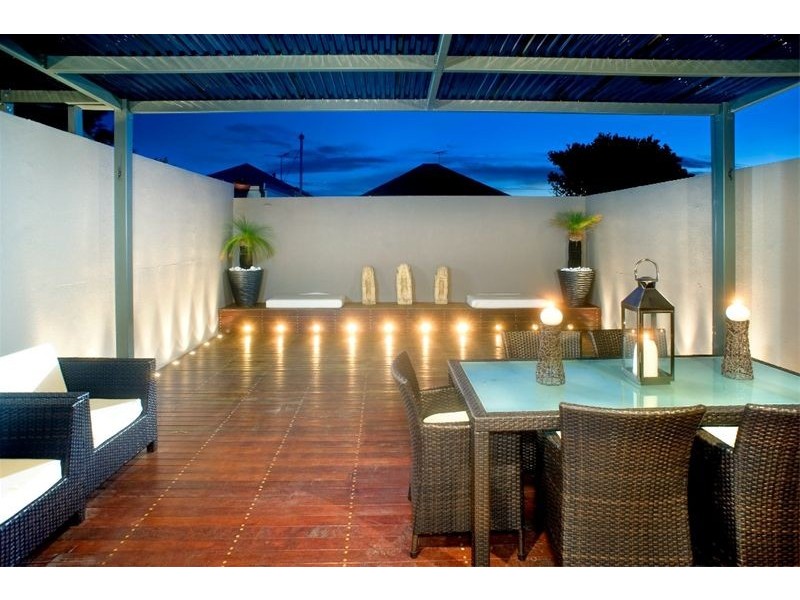 57 Universal St, Eastlakes NSW 2018