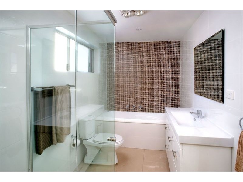 57 Universal St, Eastlakes NSW 2018