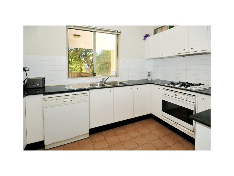 15/114 Brook Street, Coogee NSW 2034