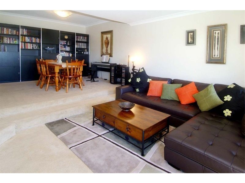 10/4-8 Edgecumbe Avenue, Coogee NSW 2034