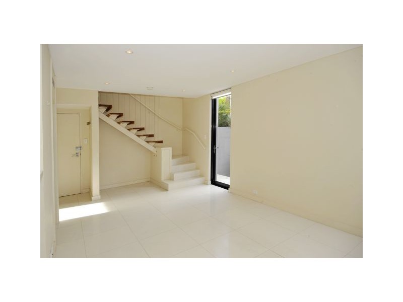 2/22-24 Vicar Street, Coogee NSW 2034