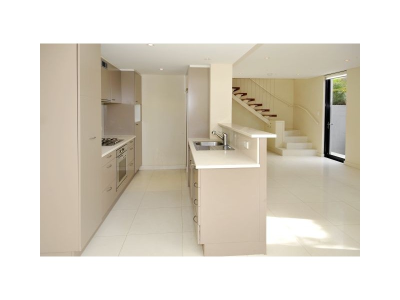 2/22-24 Vicar Street, Coogee NSW 2034