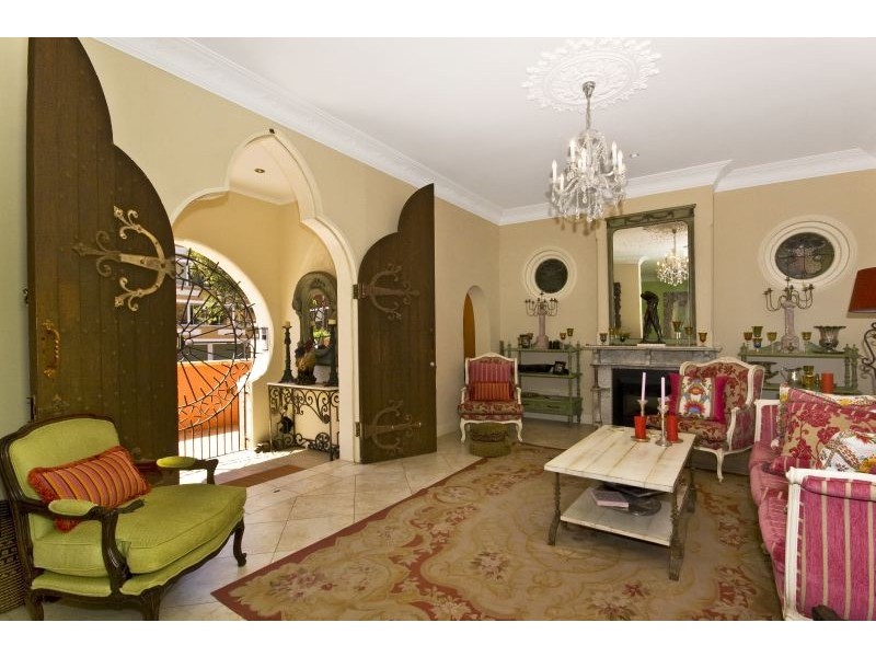 18 Carr Street, Coogee NSW 2034