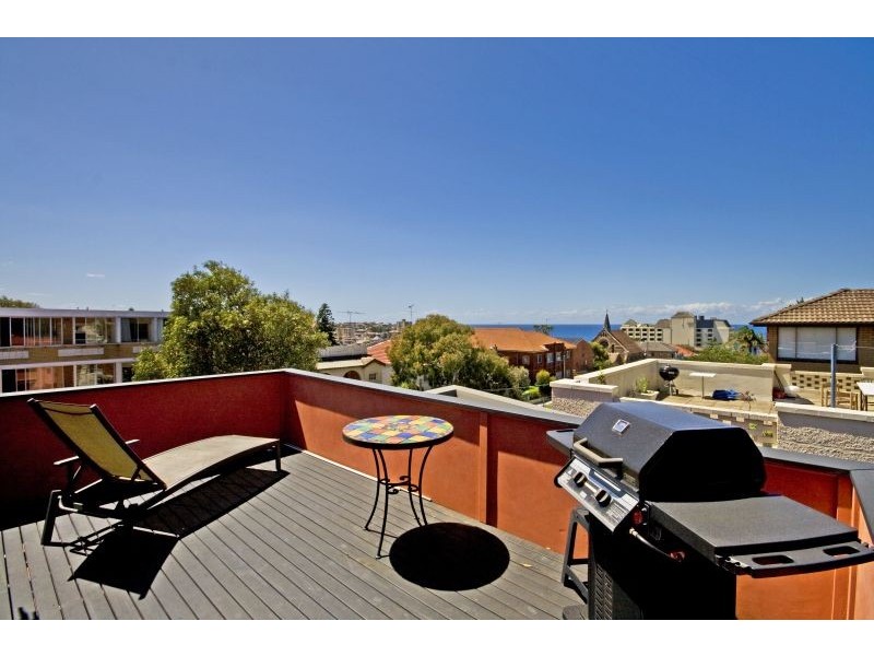 18 Carr Street, Coogee NSW 2034