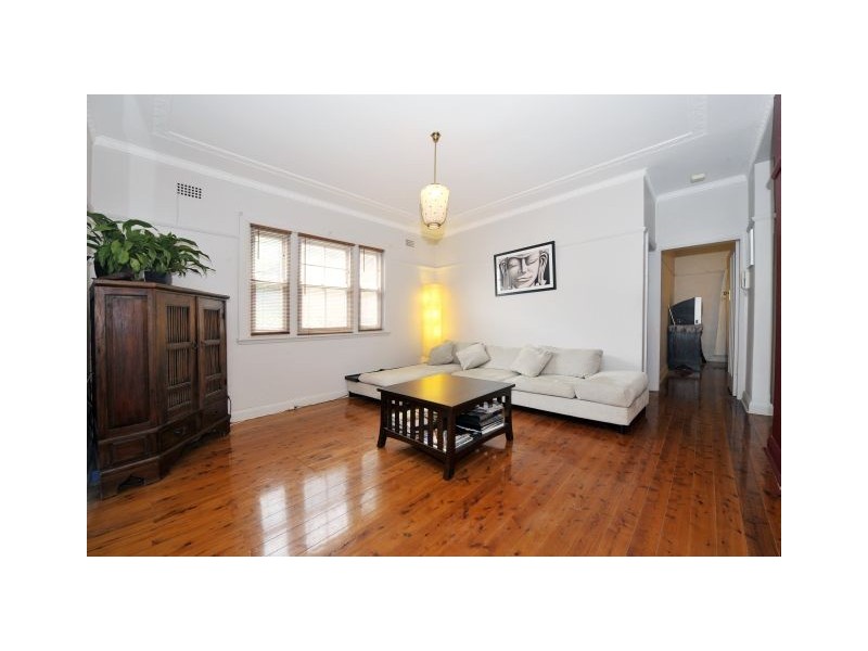 1/4 Powell Street, Coogee NSW 2034