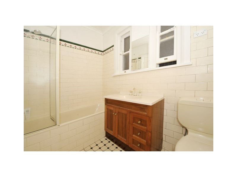 1/4 Powell Street, Coogee NSW 2034