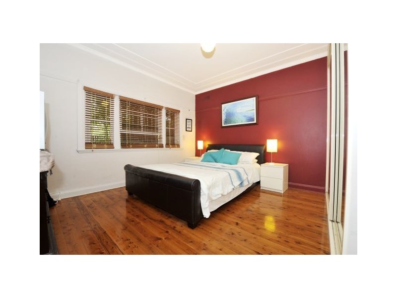 1/4 Powell Street, Coogee NSW 2034