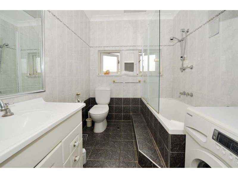 8/126 Coogee Bay Rd, Coogee NSW 2034