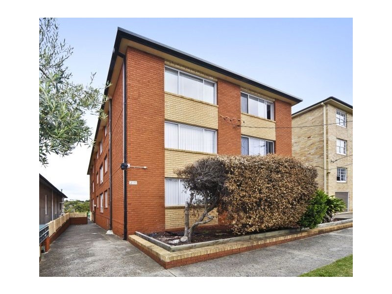 1/210 Oberon Street, Coogee NSW 2034