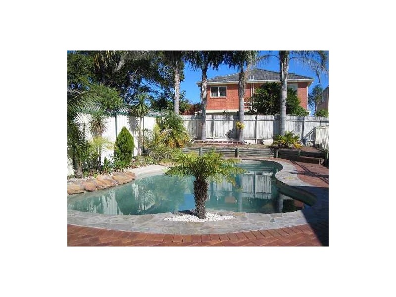 33 Brisbane Street, Chifley NSW 2036