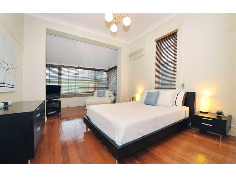 2  Henrietta Street, Waverley NSW 2024
