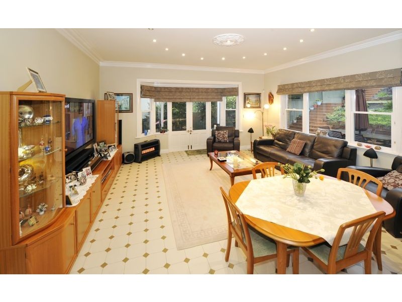 142 Mount Street, Coogee NSW 2034