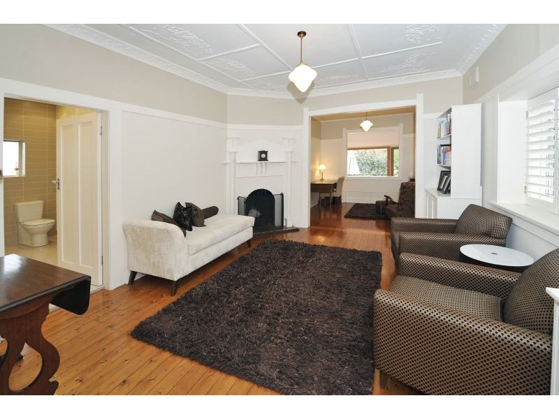 305 Alison Road, Coogee NSW 2034