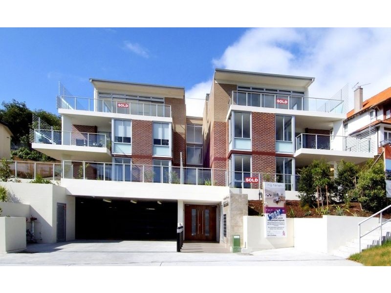 12/96  St Pauls Street, Coogee NSW 2034