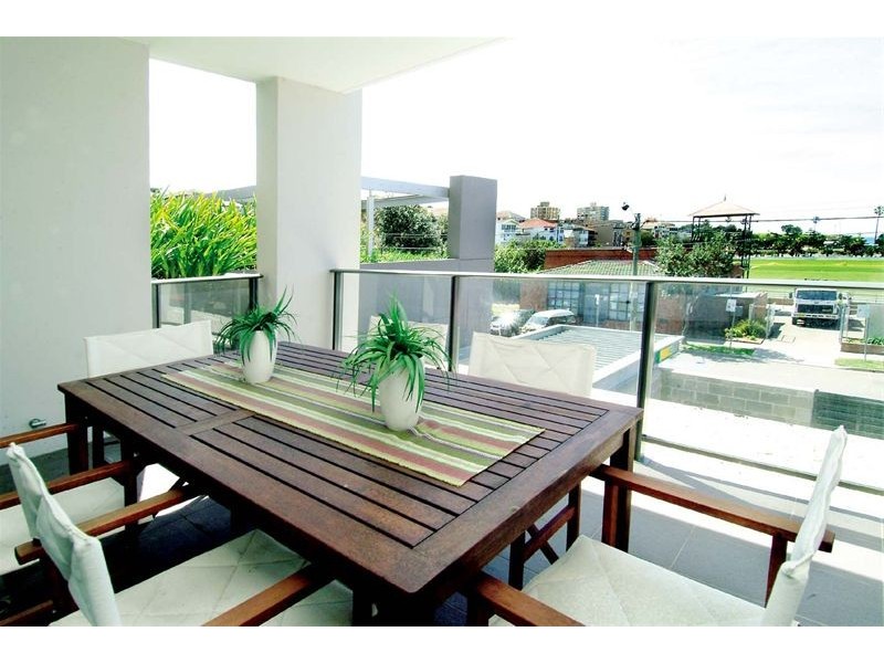 A201/102-106  Brook Street, Coogee NSW 2034
