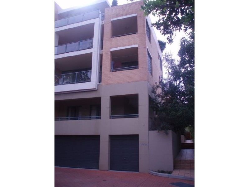 8/13  Hill Street, Coogee NSW 2034