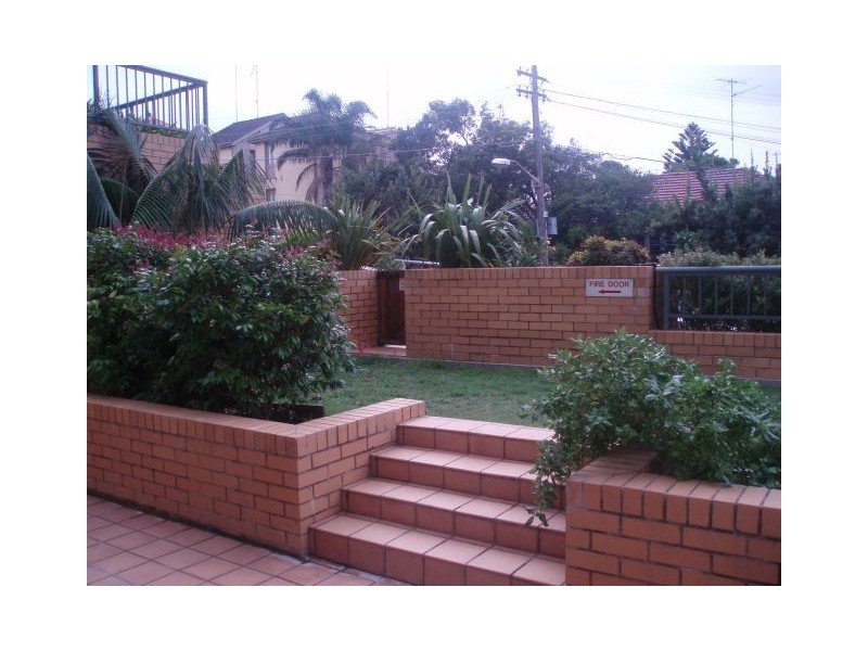 8/13  Hill Street, Coogee NSW 2034