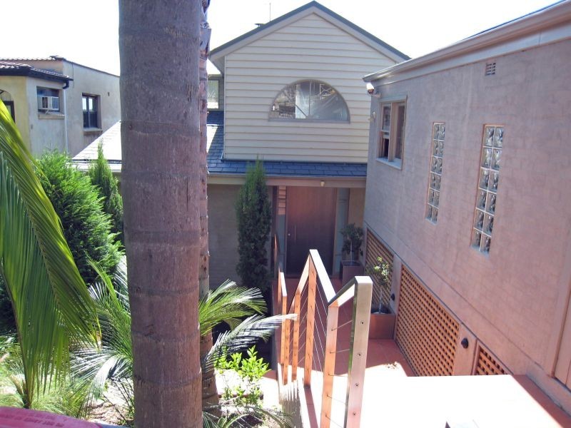 42 Drumalbyn Road, Bellevue Hill NSW 2023