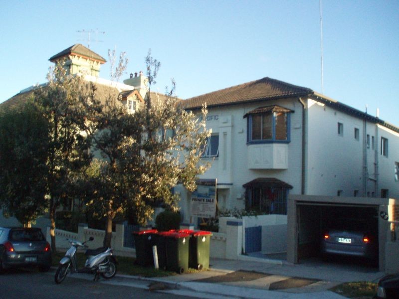 10/27  Arcadia Street, Coogee NSW 2034