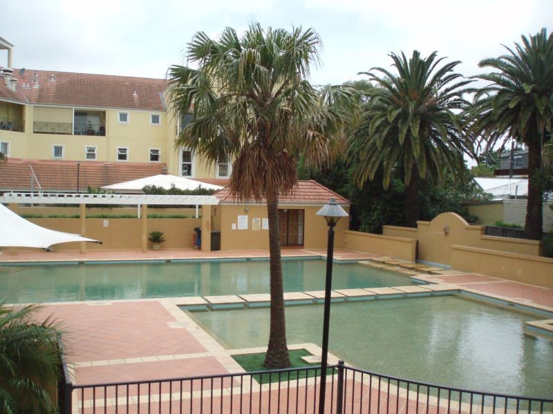9/1  Wulumay Close, Balmain NSW 2041
