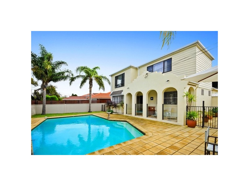 38 Burke St, Chifley NSW 2036