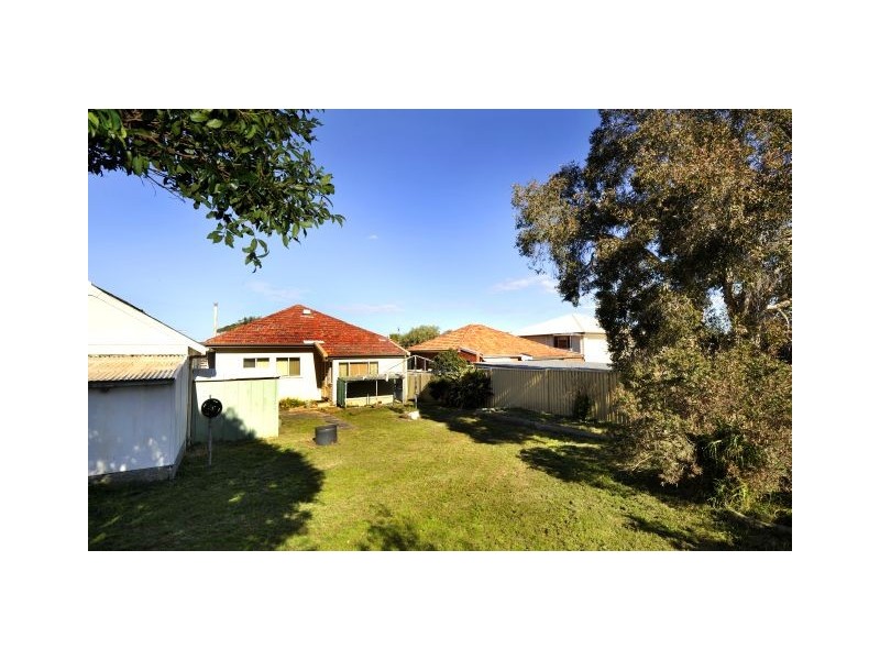 34 Eyre Street, Chifley NSW 2036