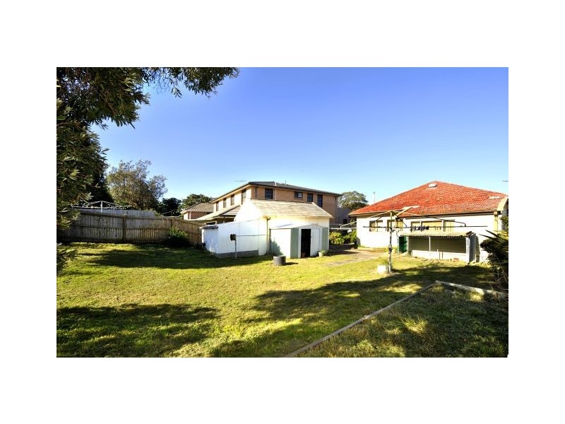 34 Eyre Street, Chifley NSW 2036