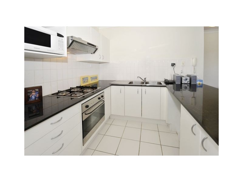 13/8 Macintosh Street, Mascot NSW 2020