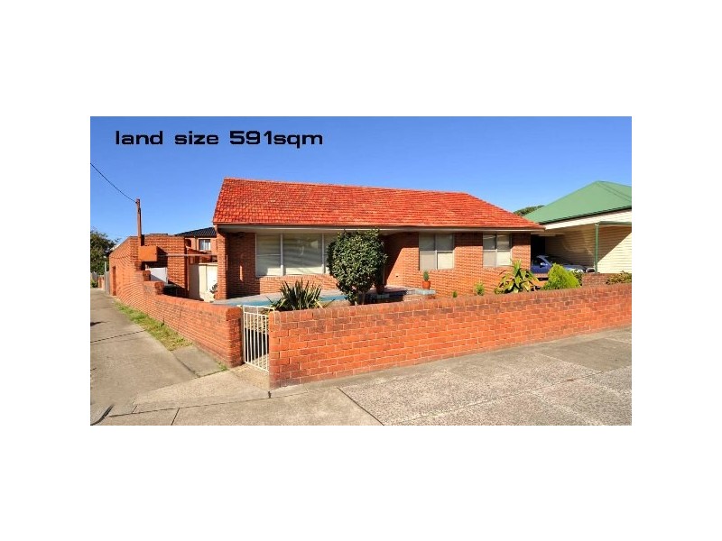 22 Dover Road, Botany NSW 2019