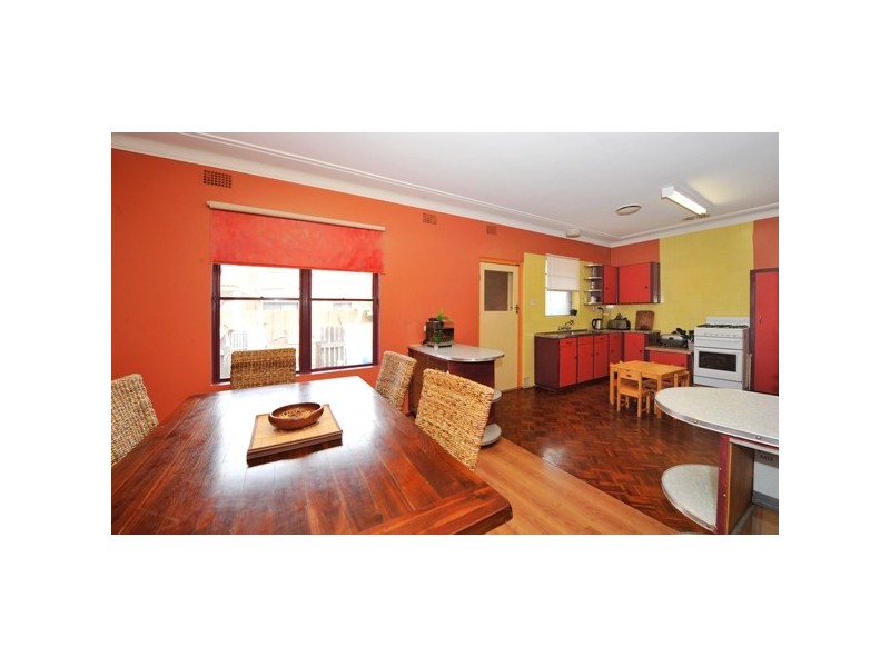 22 Dover Road, Botany NSW 2019