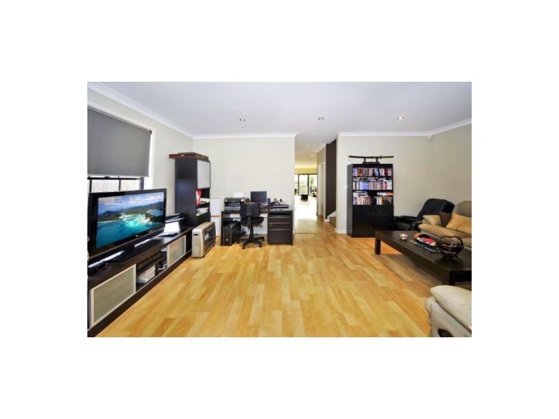 32A Eyre Street, Chifley NSW 2036