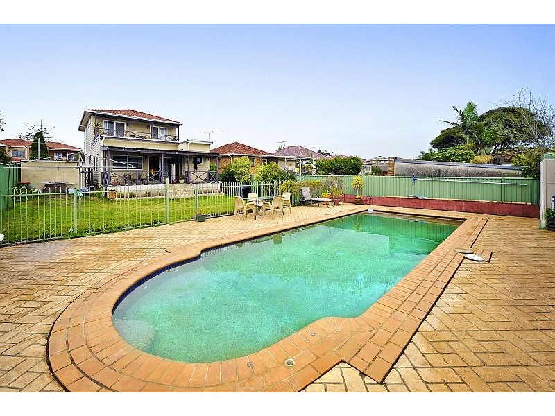 9 Hume street, Chifley NSW 2036