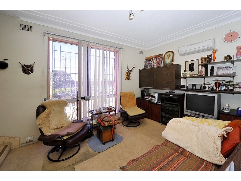 1297 Anzac Parade, Chifley NSW 2036