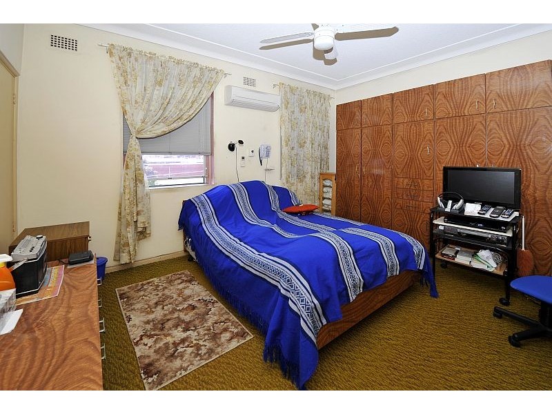 1297 Anzac Parade, Chifley NSW 2036