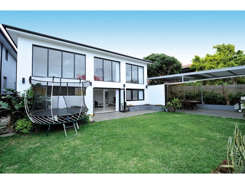 7 Burke Street, Chifley NSW 2036