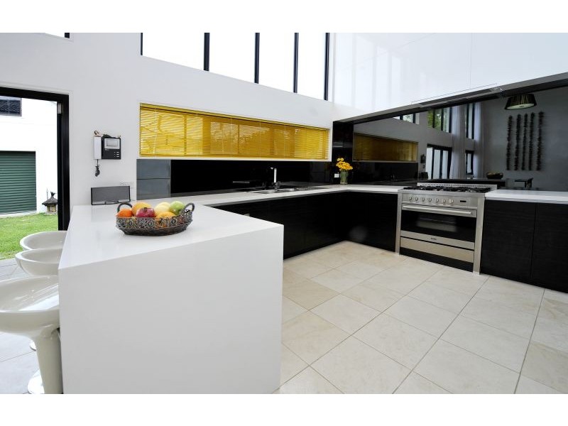 7 Burke Street, Chifley NSW 2036