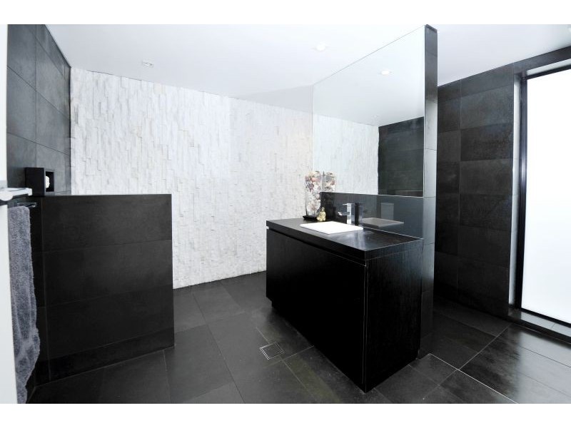 7 Burke Street, Chifley NSW 2036