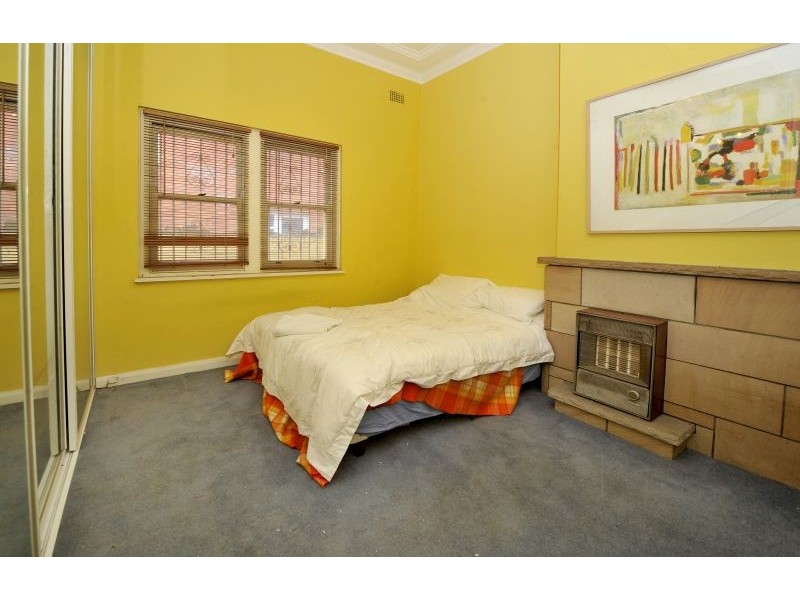 145 Todman Avenue, Kensington NSW 2033