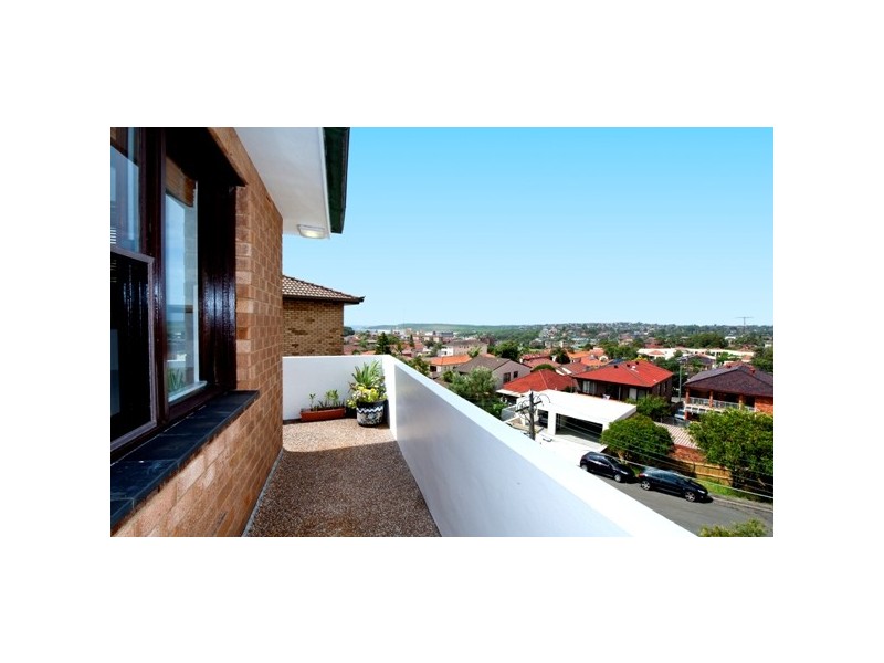 9/4 Second Avenue, Maroubra NSW 2035