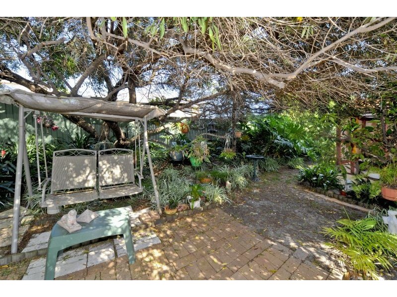 23 Warburton Street, Chifley NSW 2036